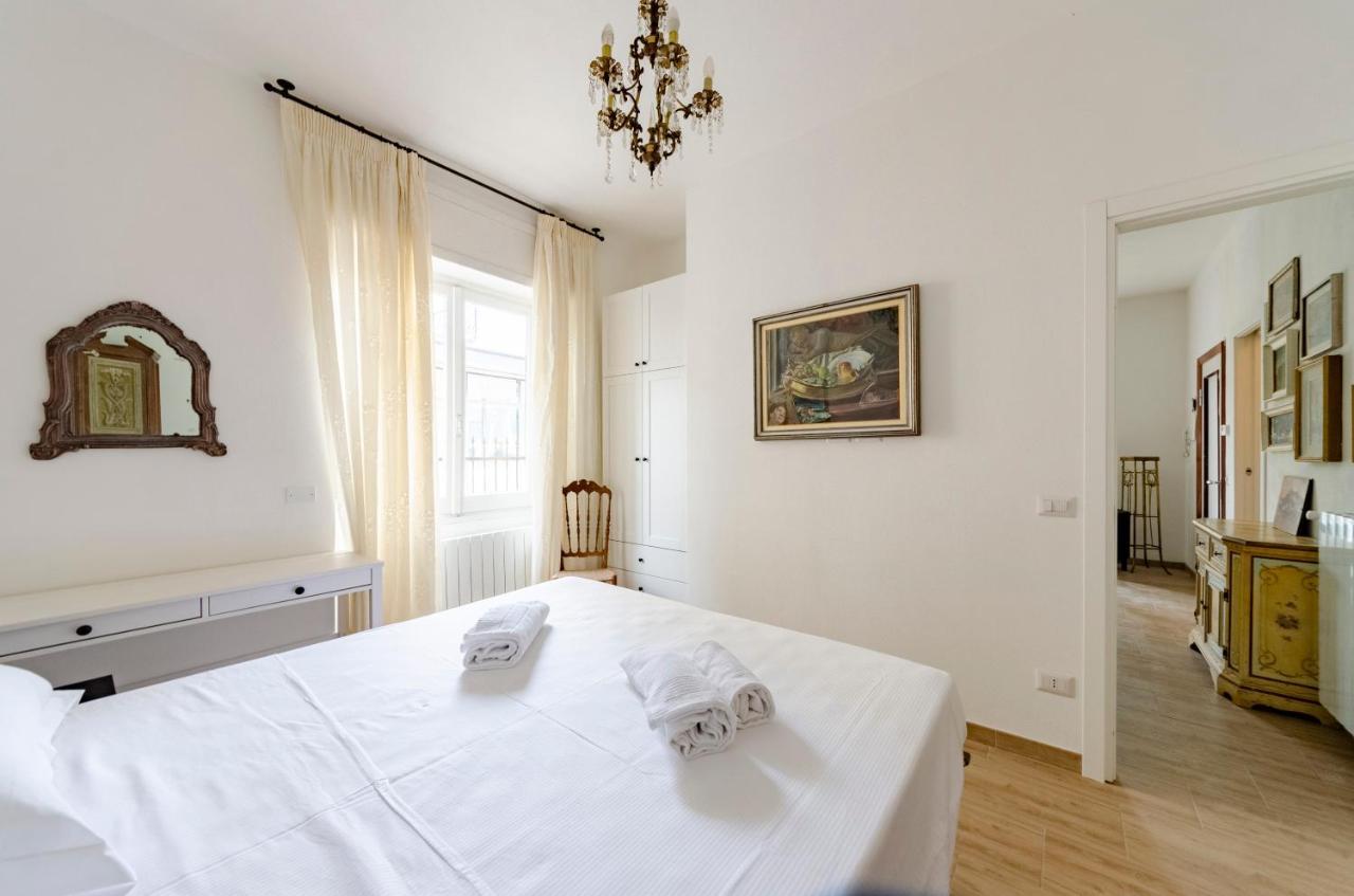 Altido Cosy Rooms In คาซาร์ซา ลิกูเร ภายนอก รูปภาพ
