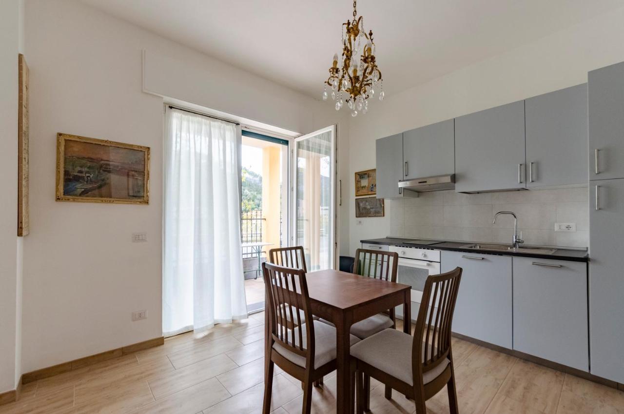 Altido Cosy Rooms In คาซาร์ซา ลิกูเร ภายนอก รูปภาพ